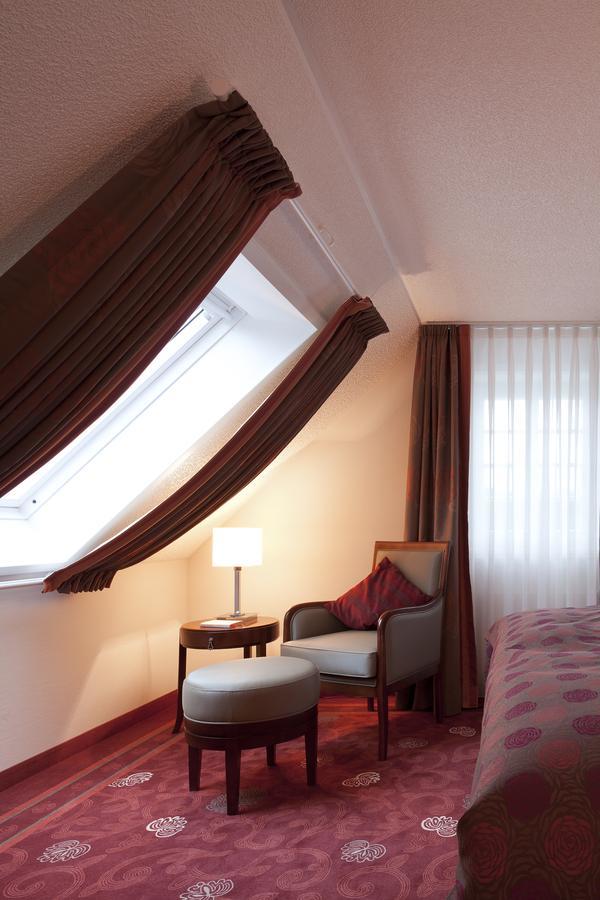 Zu Den Drei Linden Hotel Вермелскирхен Стая снимка